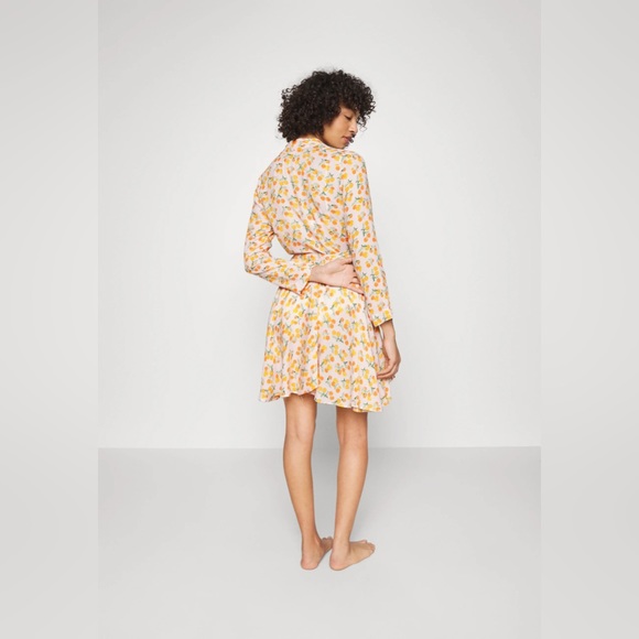 𝓯𝓹 Free People ~ Worth It Robe - Picture 9 of 9